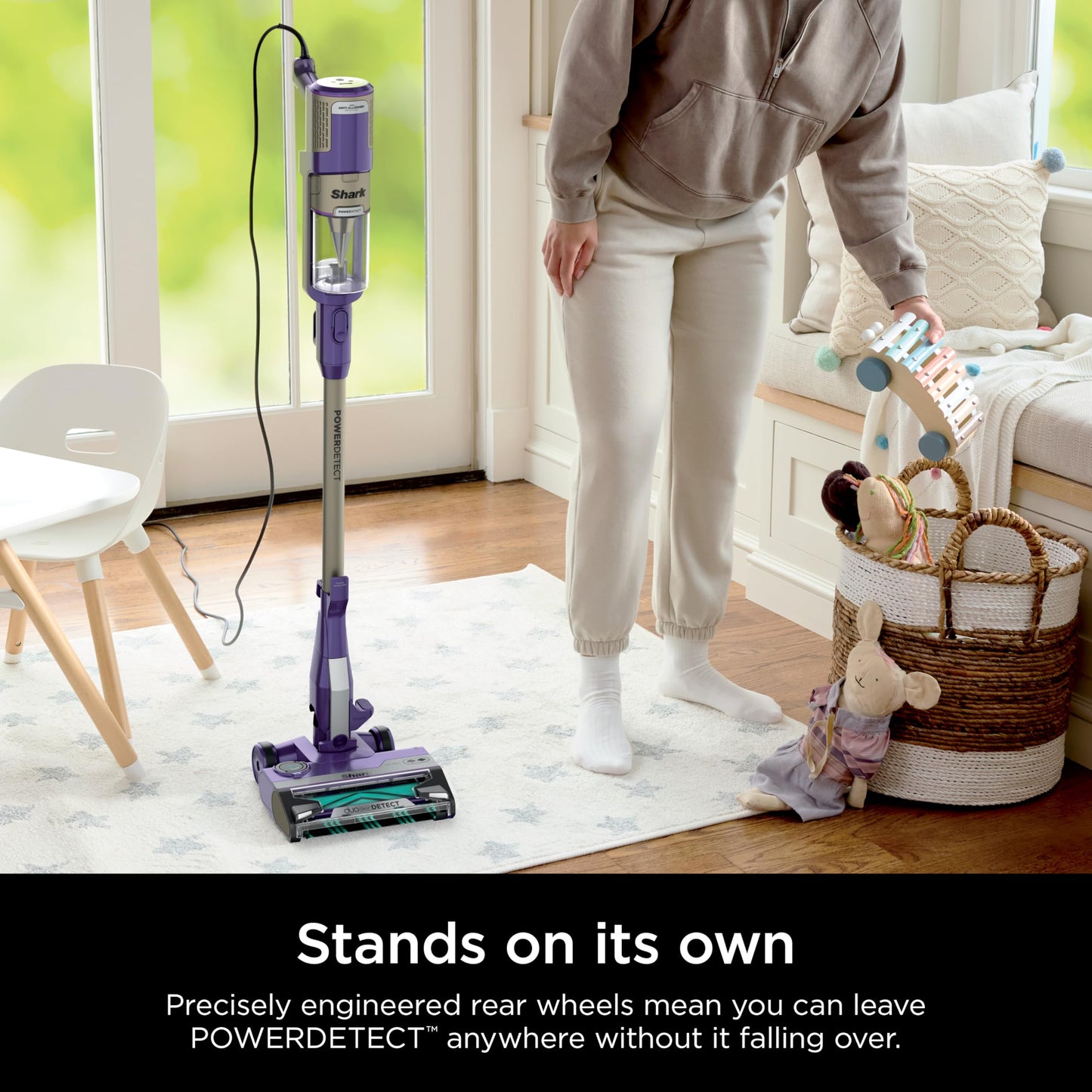SHARK POWERDETECT Ultra-Light Corded Stick Vacuum HZ4002