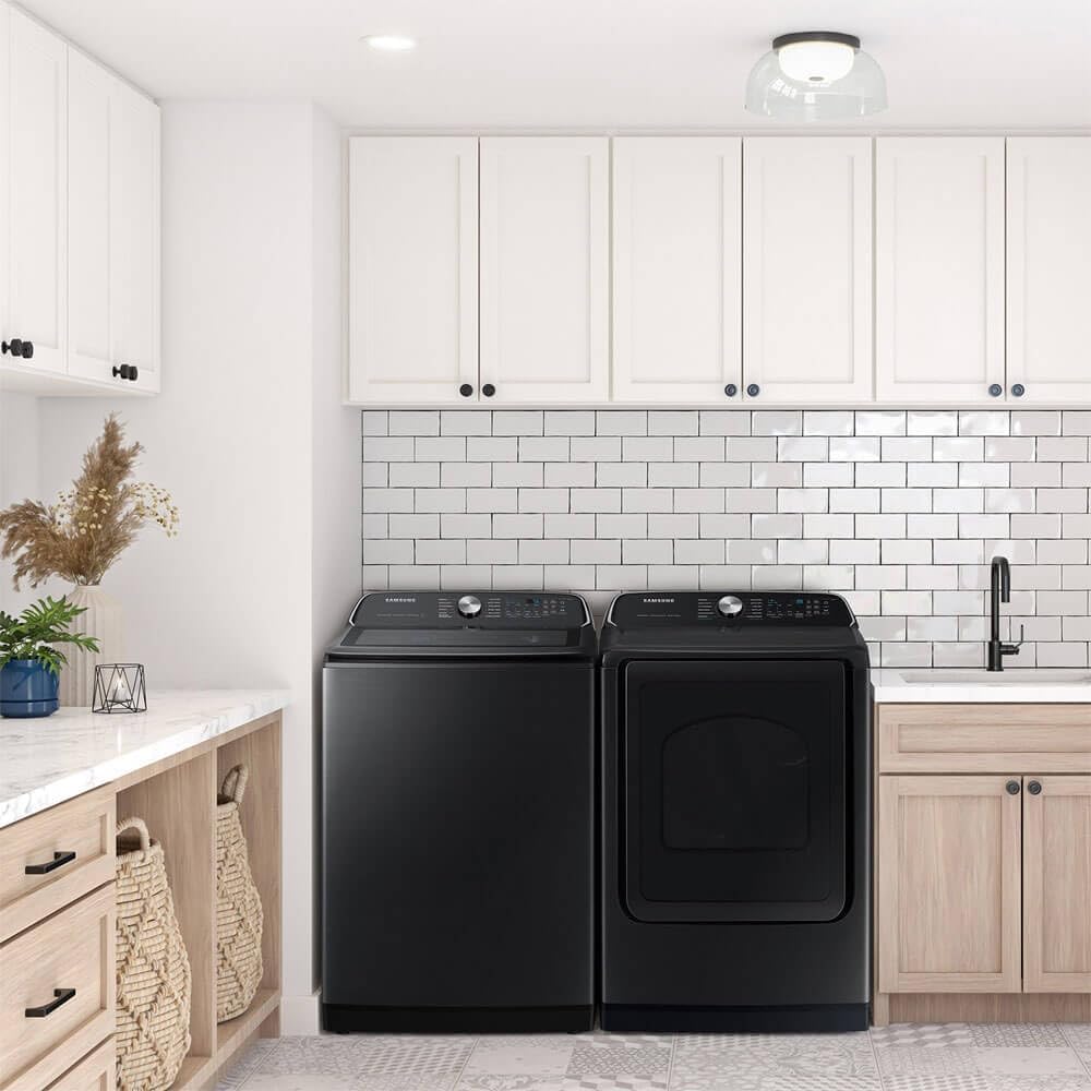 Samsung 5.5 cu. ft. Extra-Large Capacity Smart Top Load Washer with Super Speed Wash, Brushed Black, WA55CG7100AVUS