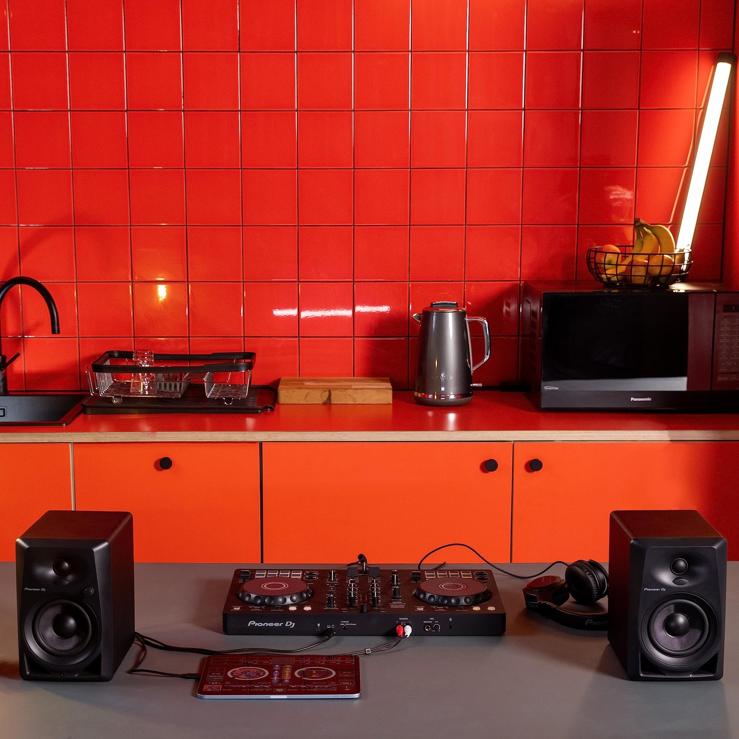 PIONEER DJ DDJ-FLX4 DJ Controller for Rekordbox & Serato
