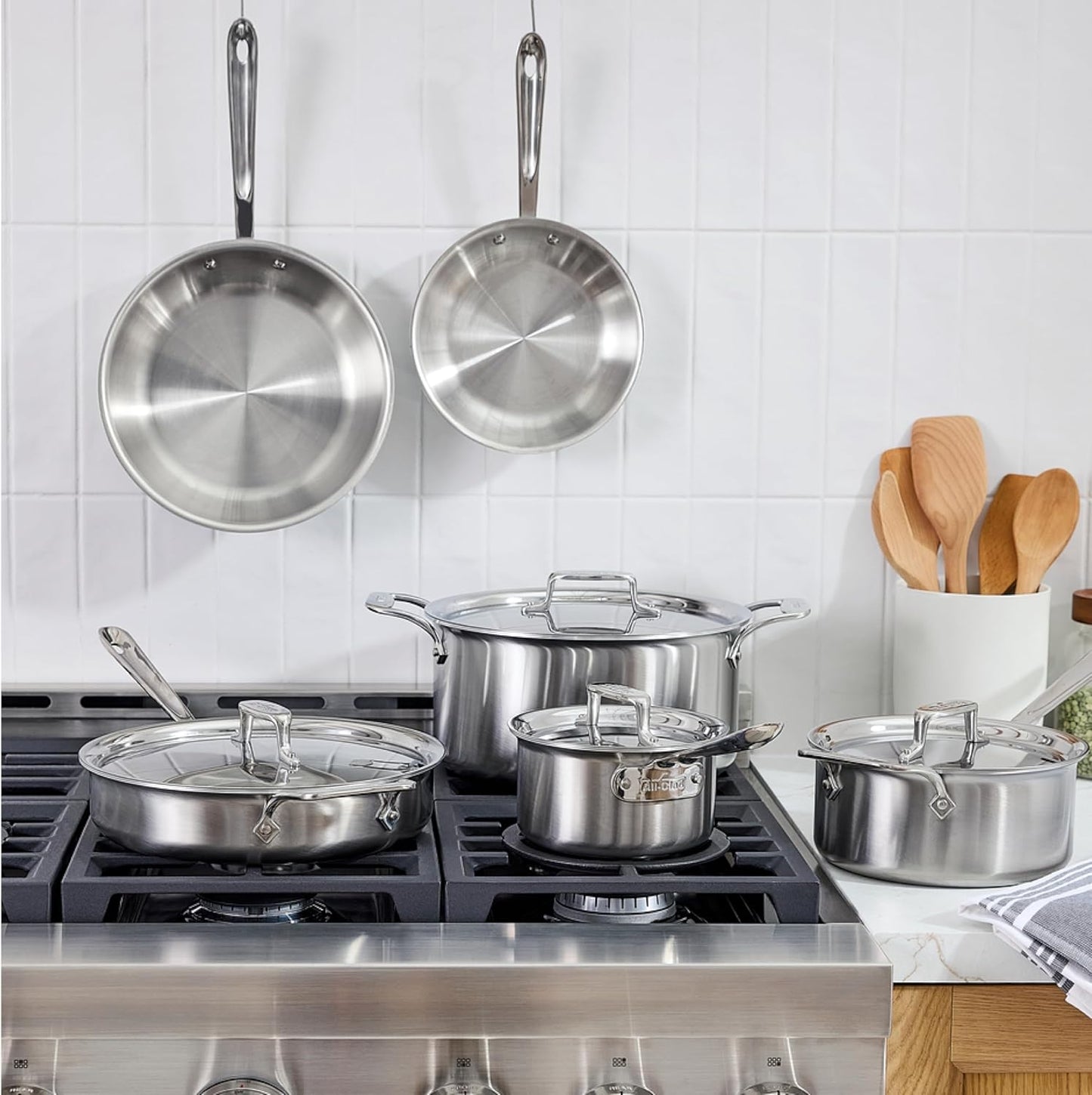 All-Clad D5® Stainless Steel Core 10 Piece Cookware Set- Made in USA- The Upgrade for Supremely Even Heat- Includes Frying Pans, Saucepan, Sautépan, Stockpot -Oven Safe & Induction Compatible