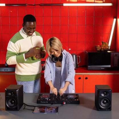 PIONEER DJ DDJ-FLX4 DJ Controller for Rekordbox & Serato