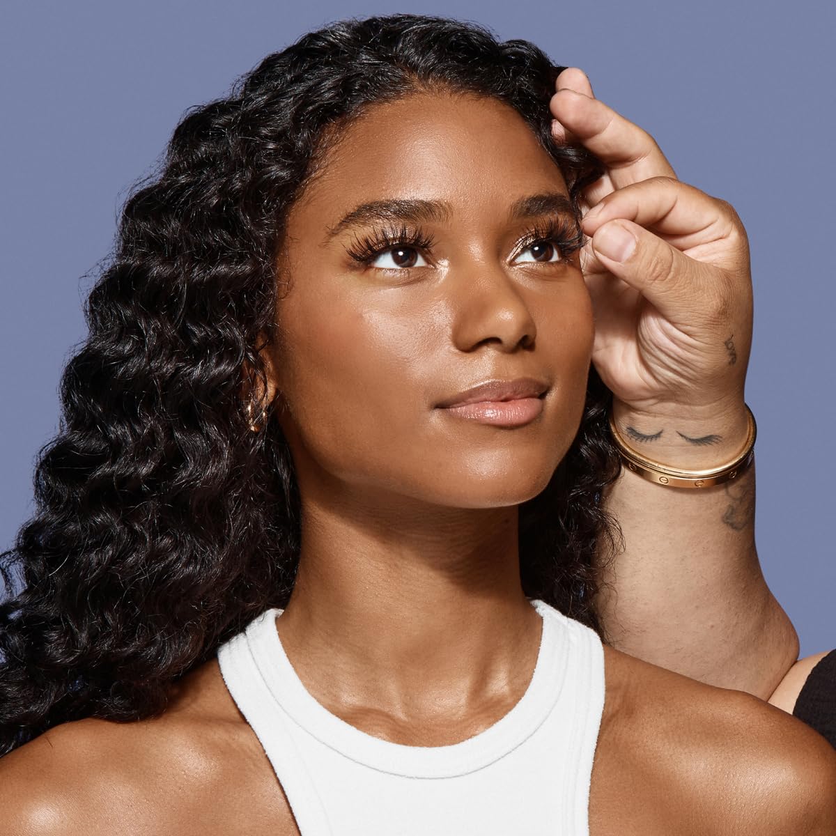 Kiss Lash Couture, Lash Glue, Super Strong Strip Lash Adhesive, White, Includes Lash Adhesive, Long Lasting Wear, Can Be Used with Strip Lashes and Lash Clusters