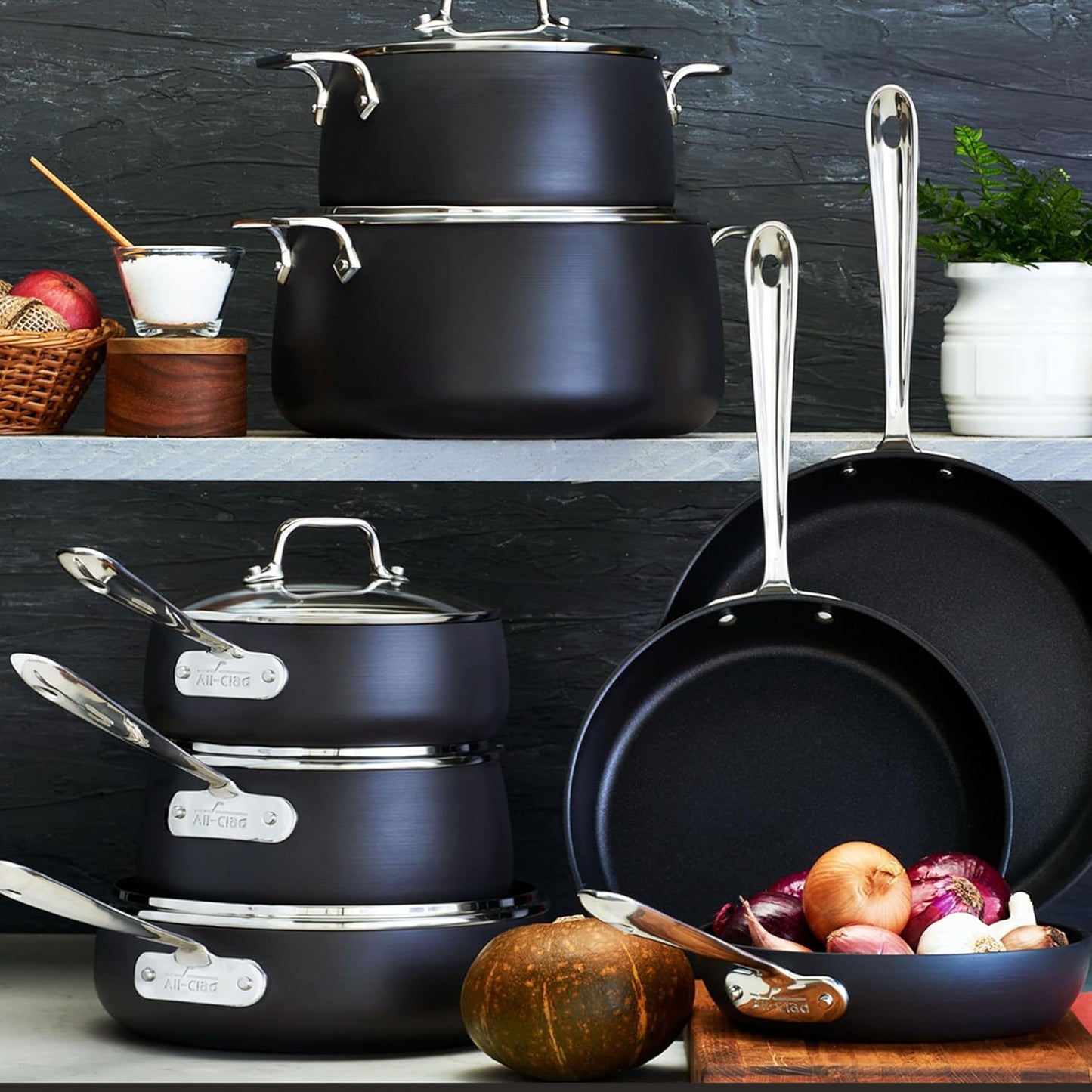 All-Clad HA1 Hard Anodized Nonstick (8-Piece) Pots and Pans Set Non Stick Cookware Sets, Oven Broiler Safe 500F, Black