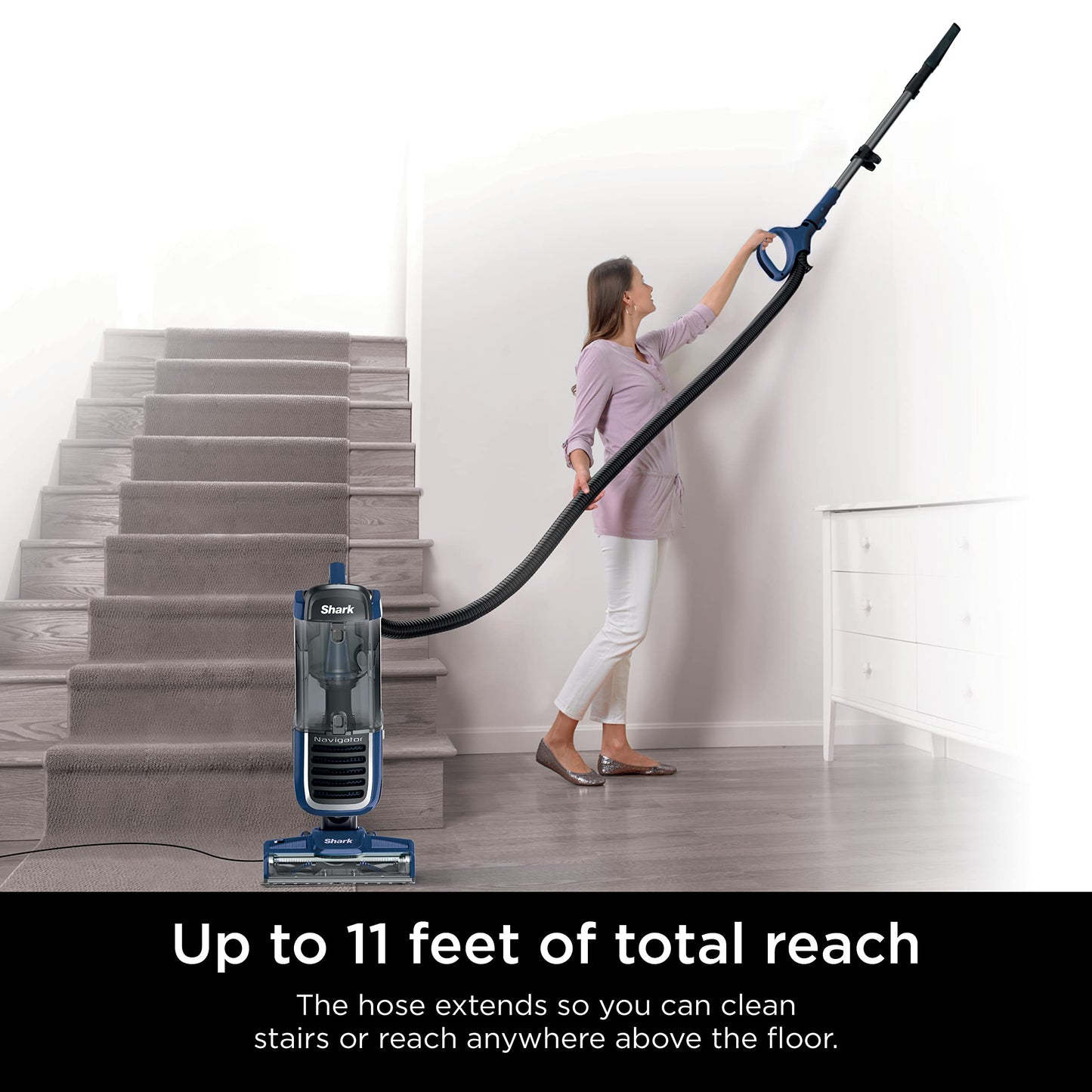 SHARK NV151 Navigator Swivel Pro Upright Vacuum Cleaner