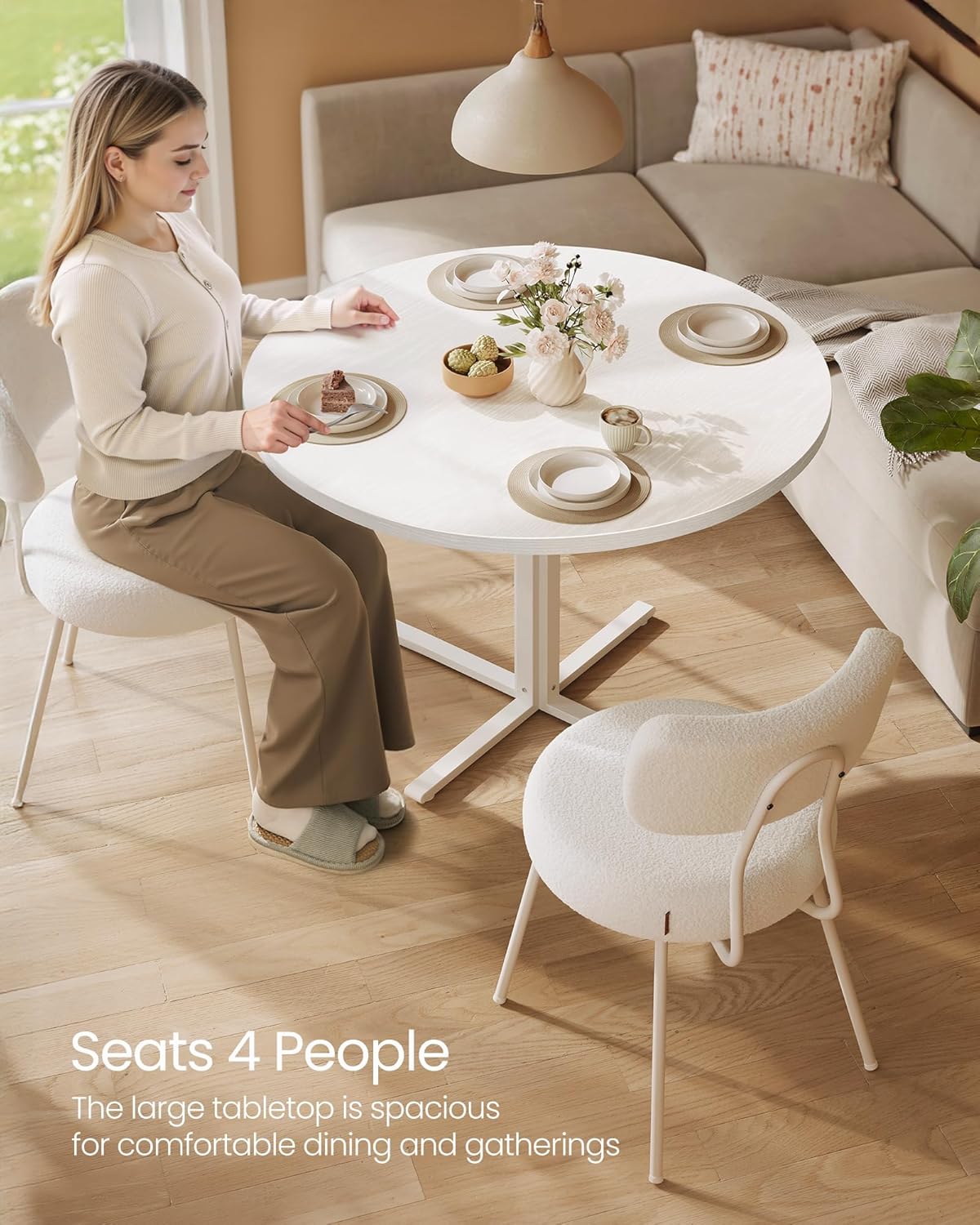 VASAGLE Dining Table, Small Round Kitchen Table for 4 People, 31.5 x 29.4 Inches, for Dining Room, Living Room, Farmhouse, Water-Resistant, Snow White UKDT082W01V1