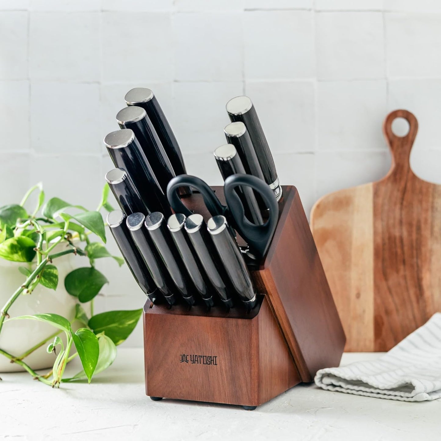 Yatoshi 15 Piece Knife Block Set - Pro Kitchen Knife Set Ultra Sharp High Carbon Stainless Steel with Ergonomic Handle, New